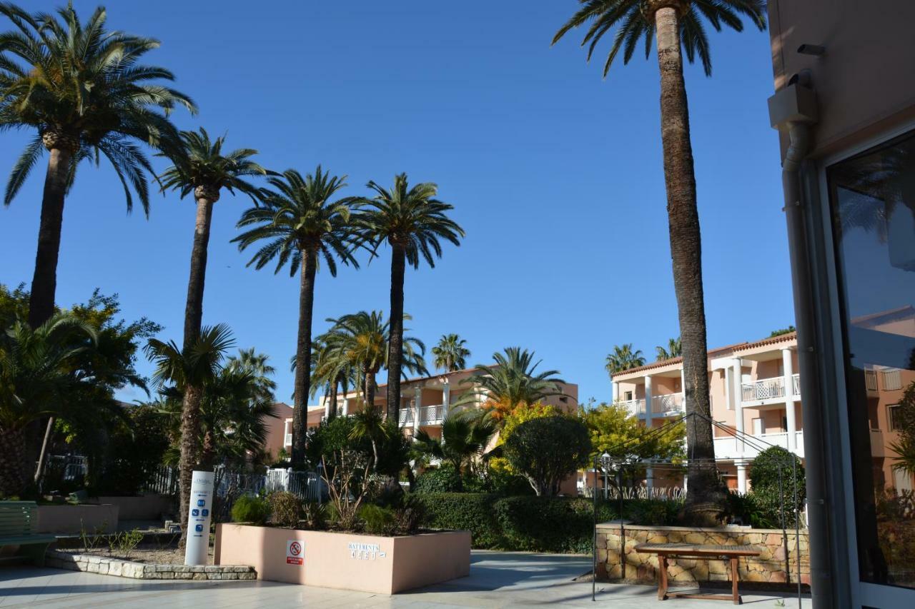 Appartement T2 De Standing Au Pied Des Plages Golfe-Juan Exteriér fotografie