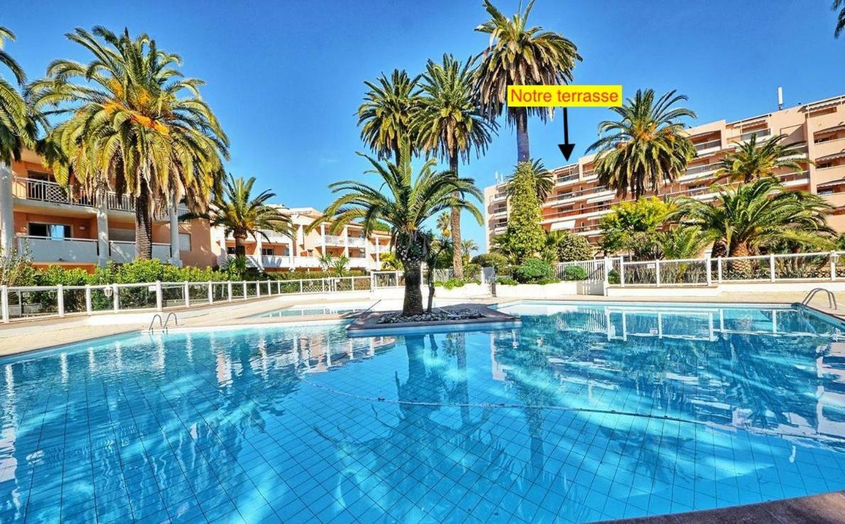 Appartement T2 De Standing Au Pied Des Plages Golfe-Juan Exteriér fotografie